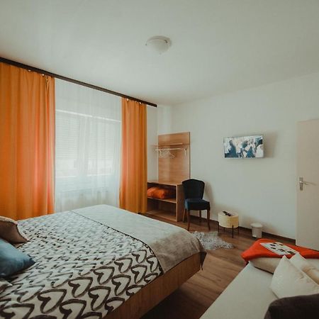 Apartman Lovric Ðakovo Kültér fotó